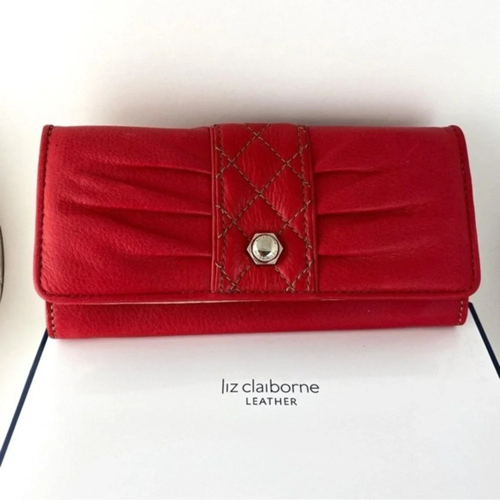 VTG Retro Liz Claiborne Pleated Pebbled Leather Wallet Clutch Red Quilted NIB